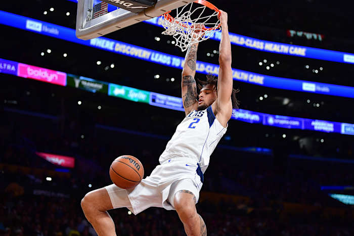 Dereck Lively dunks on the Los Angeles Lakers.